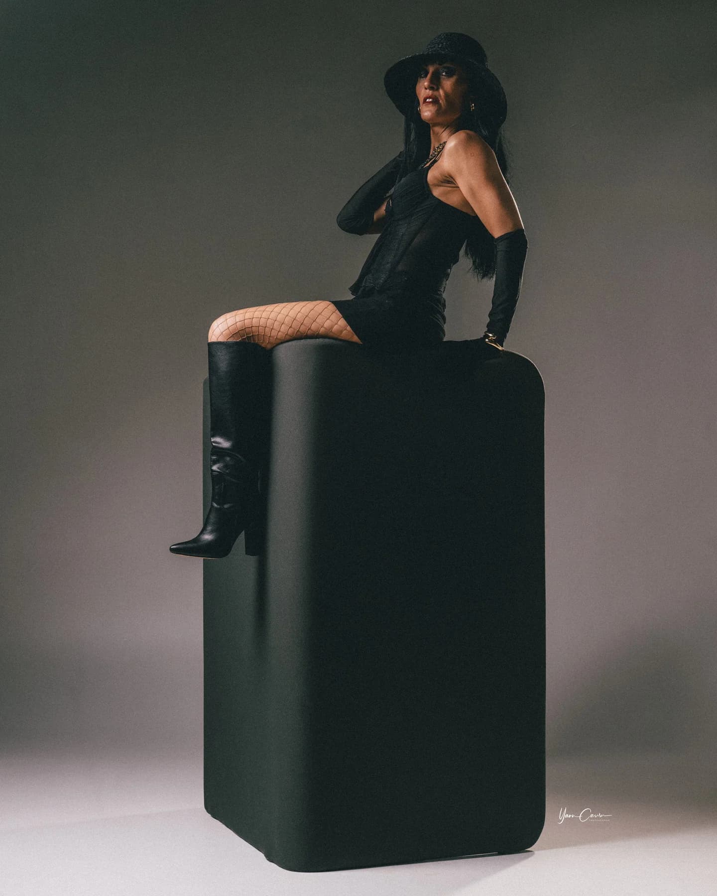 Photographe book modèle Sandrine Ardèche — retouche professionnelle