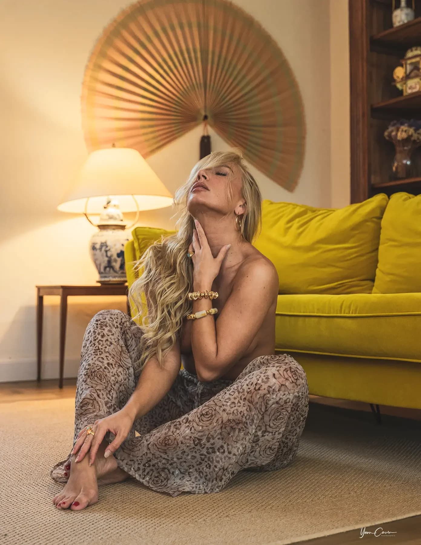 Shooting boudoir Vaucluse méditation intime féminine — photographe sensuel