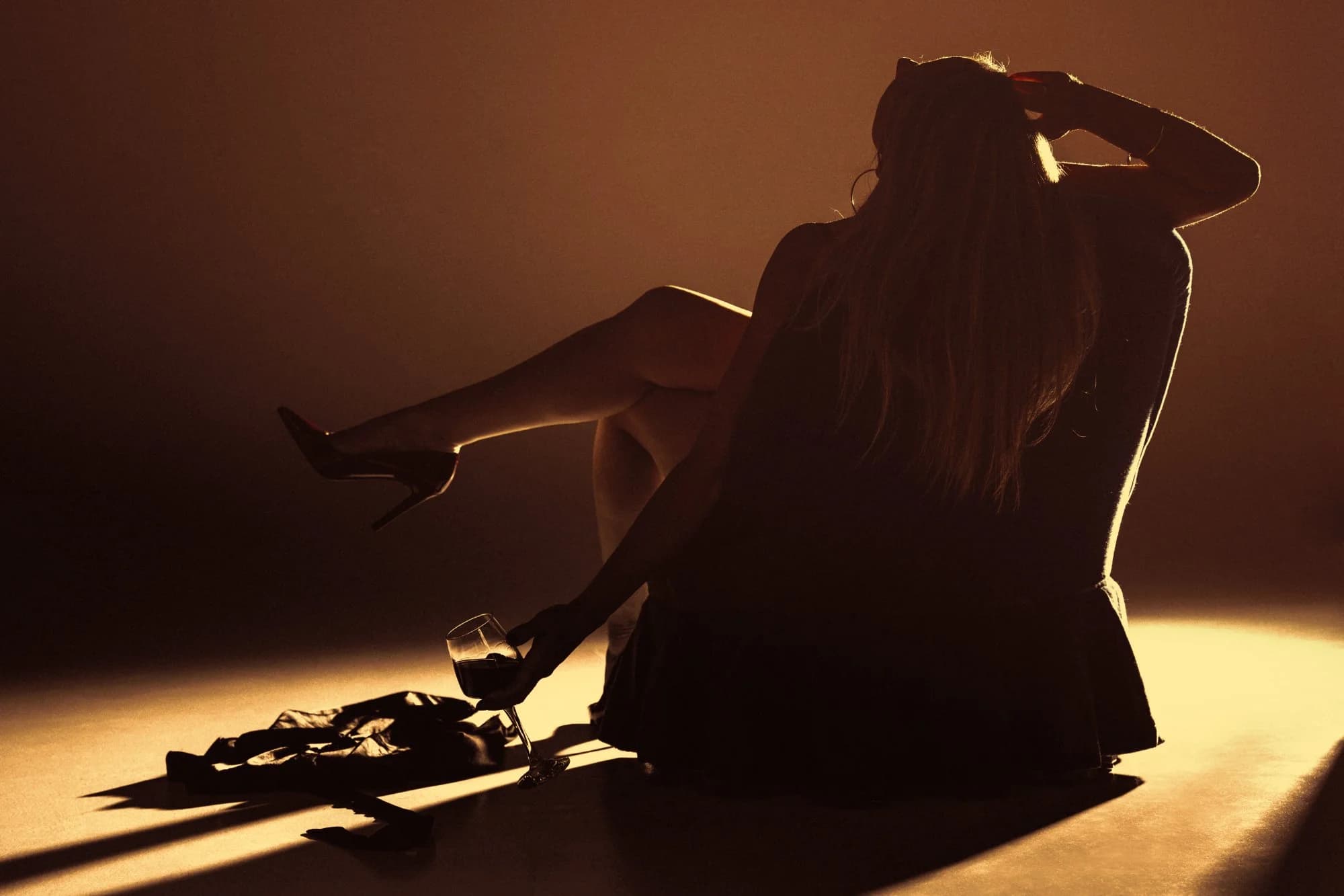 Photothérapie silhouette artistique — transformation et reconnexion Ardèche