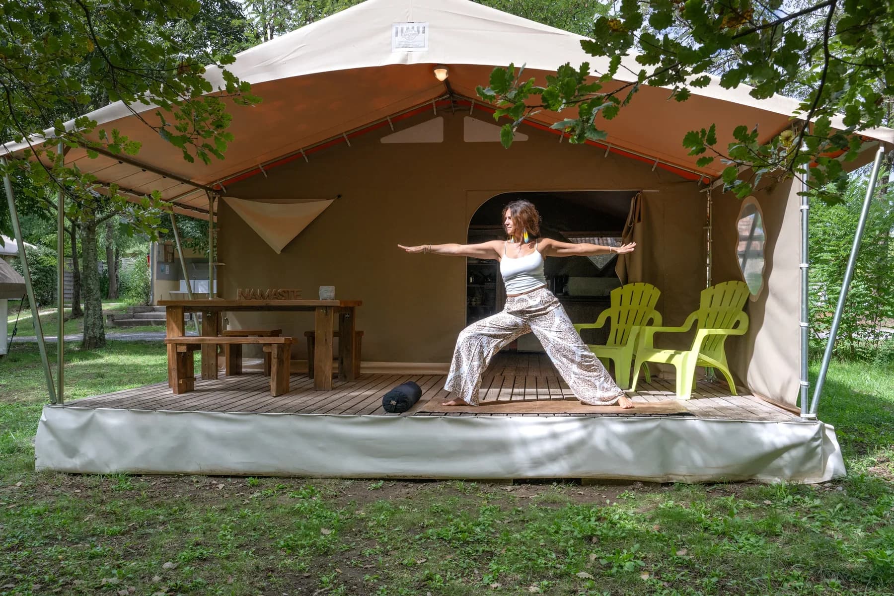 Village Nature Zen, camping bien-être à Uzer (Ardèche) — reportage photo Yann Cœuru
