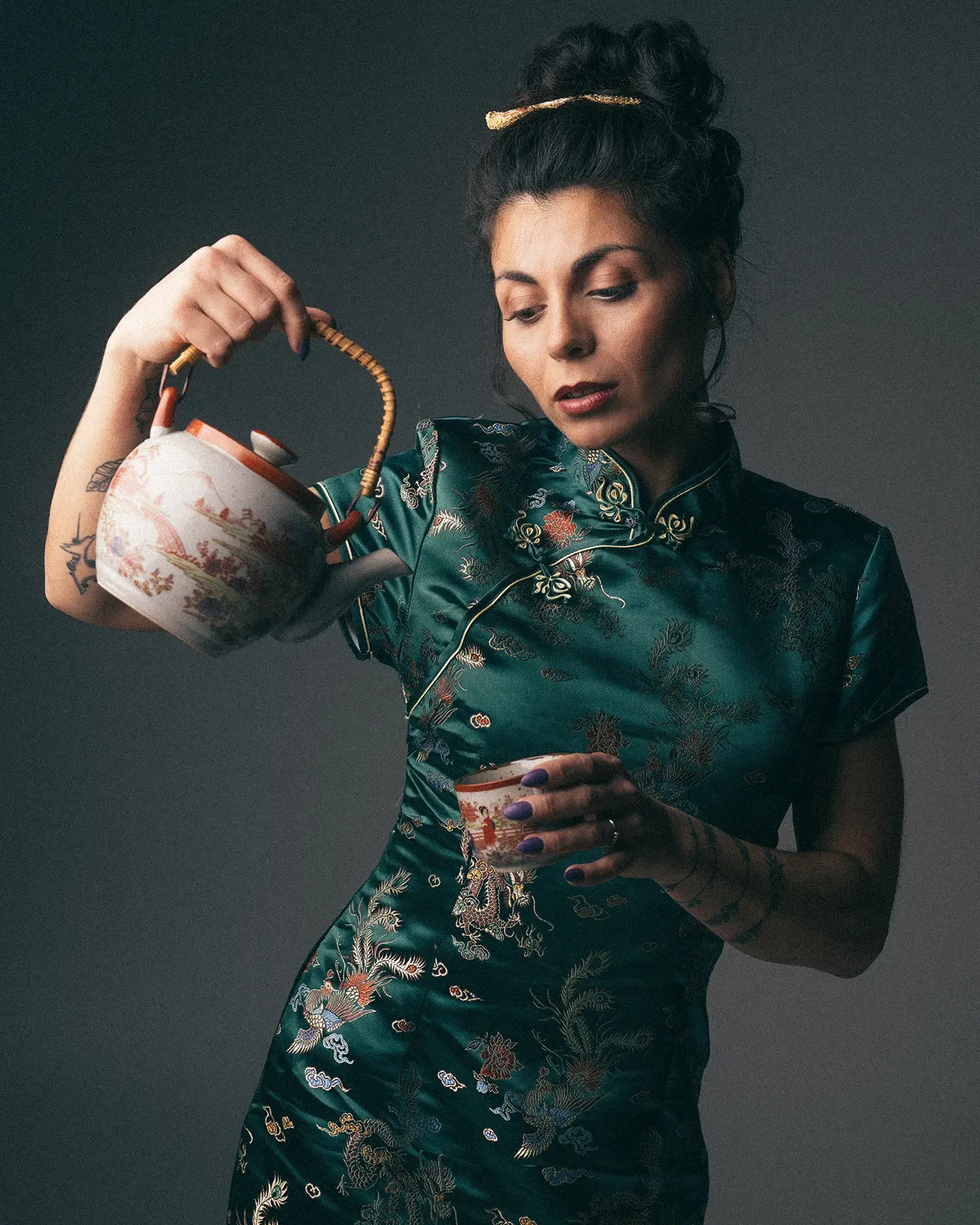 Portrait mode Sabrina pose studio — photographe book professionnel