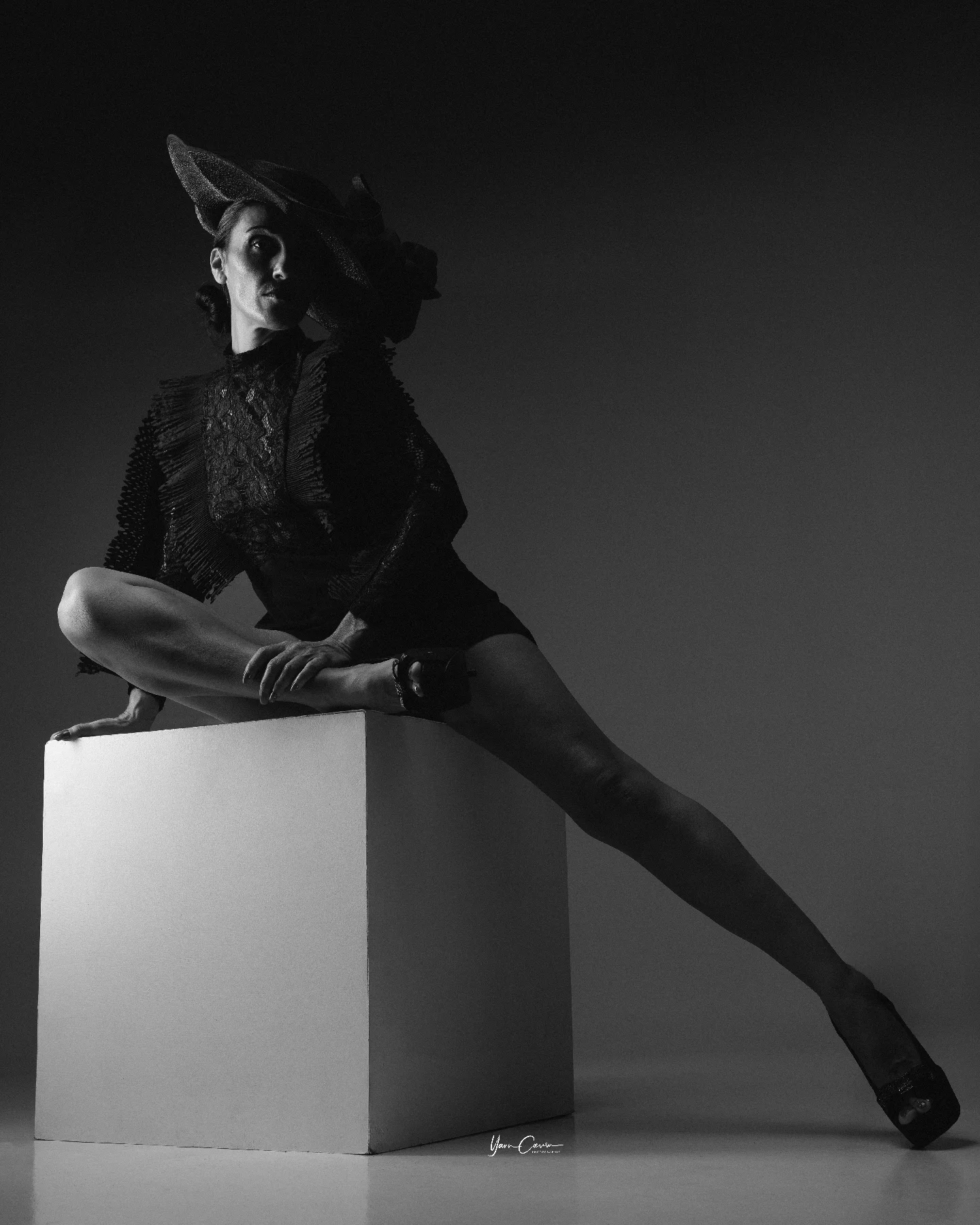 Portrait mode noir et blanc Sandrine — photographe éditorial